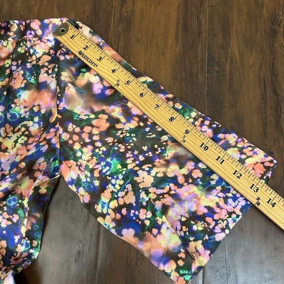 GINGER & SMART Dream State Silk Blouse V-Neck in Multi Abstract Print - Picture 9 of 9